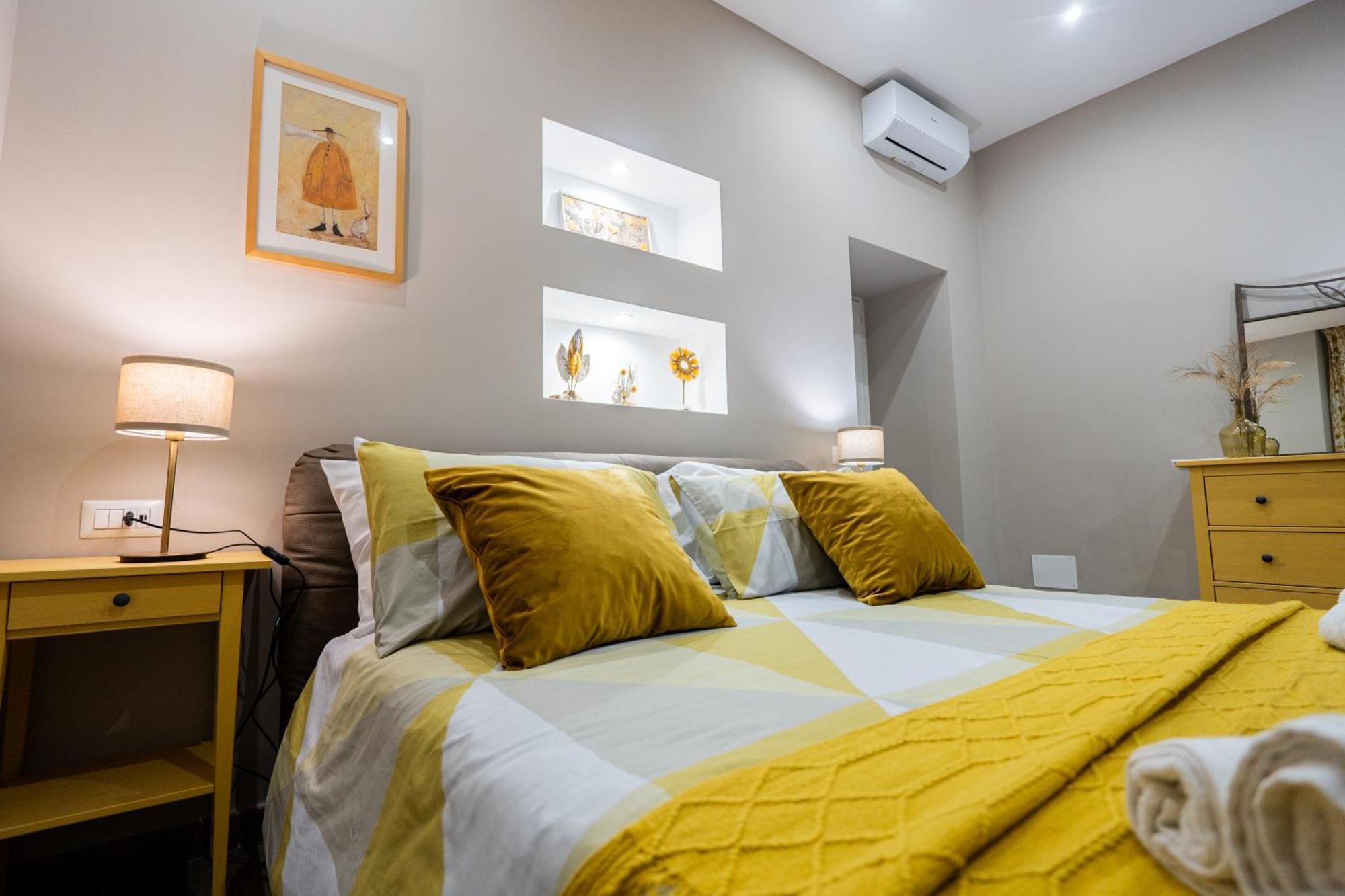 La Casa Di Bianca - Modern Suites Near Plebiscito Νάπολη Εξωτερικό φωτογραφία