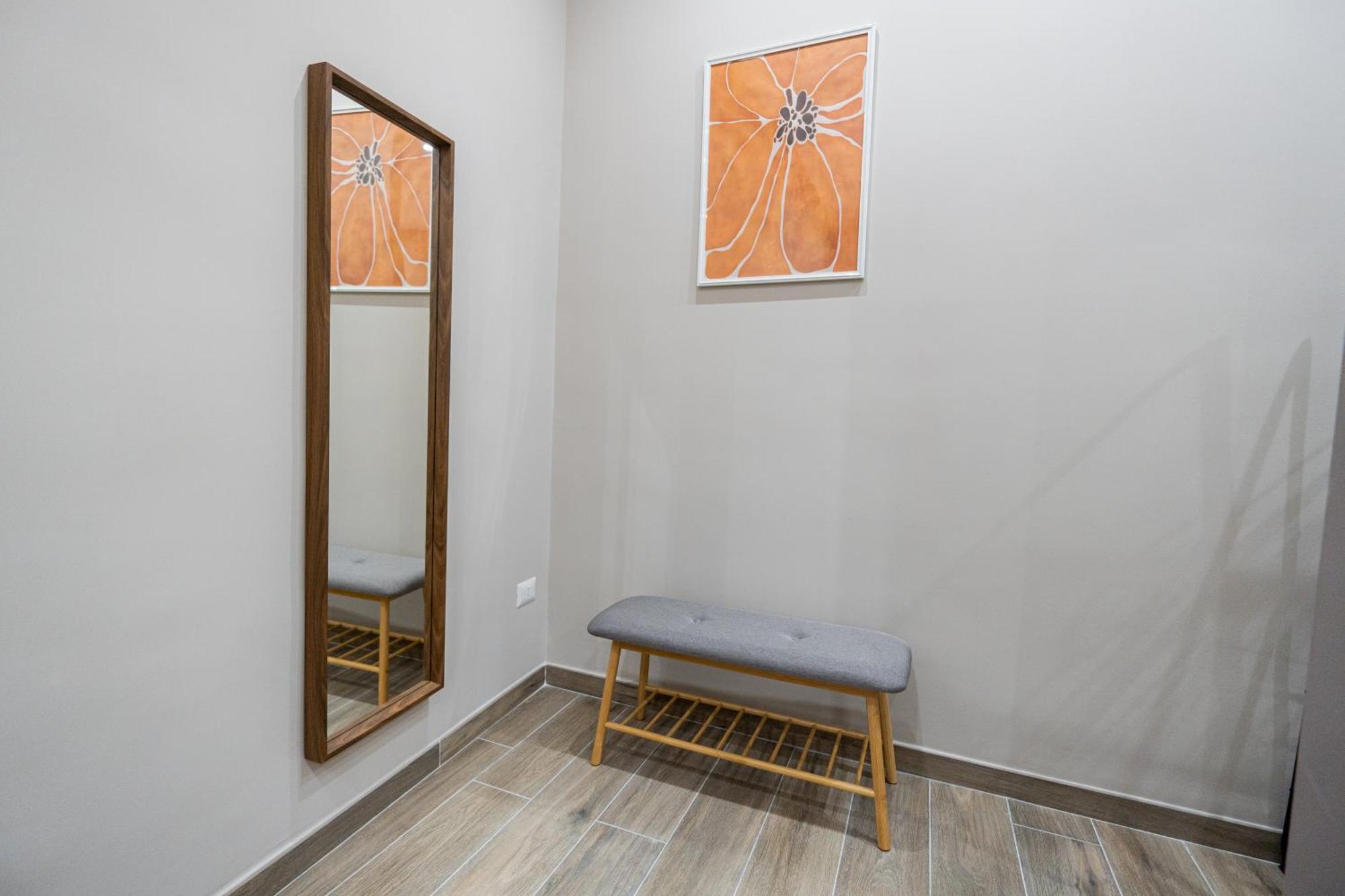 La Casa Di Bianca - Modern Suites Near Plebiscito Νάπολη Εξωτερικό φωτογραφία