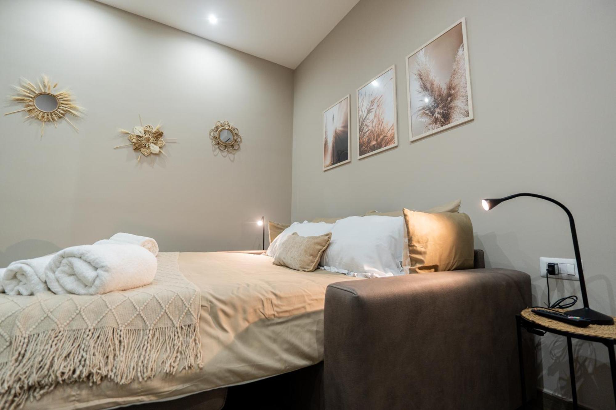 La Casa Di Bianca - Modern Suites Near Plebiscito Νάπολη Εξωτερικό φωτογραφία