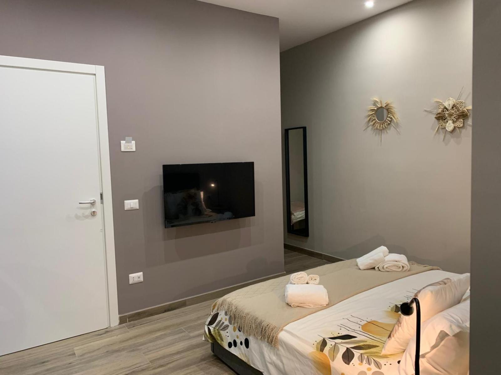 La Casa Di Bianca - Modern Suites Near Plebiscito Νάπολη Εξωτερικό φωτογραφία