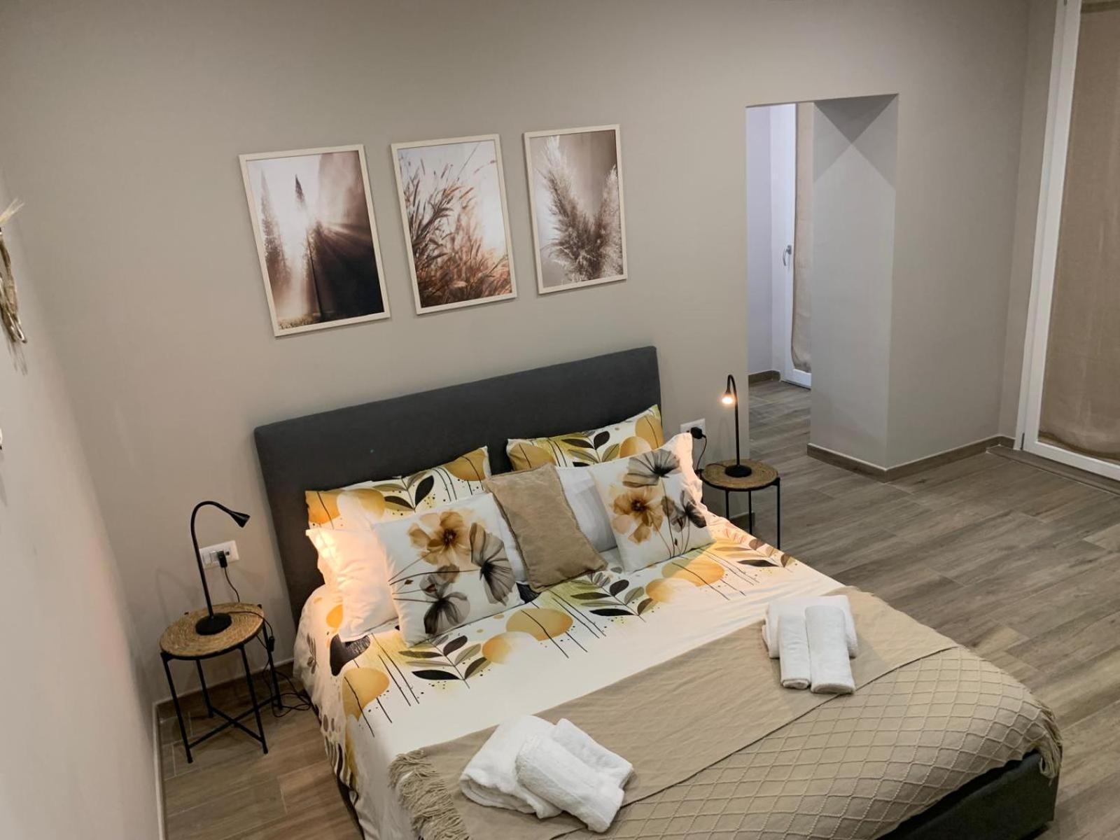 La Casa Di Bianca - Modern Suites Near Plebiscito Νάπολη Εξωτερικό φωτογραφία